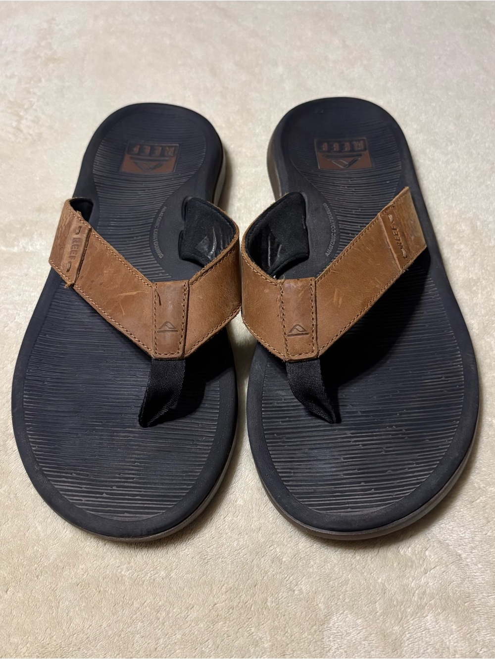 Reef Men’s Brown and Black Thong Sandals